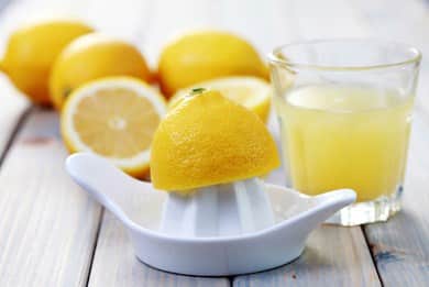 succo di limone contro il mal di gola